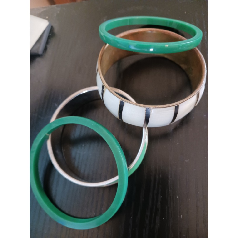 Vintage Bangle Bracelet Set Green Enamel Silver Tone Cream Striped 4 Piece Stack - Picture 2 of 4